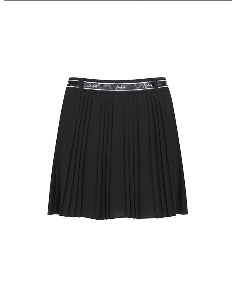 Women Camo Band Pleats SQ - Black