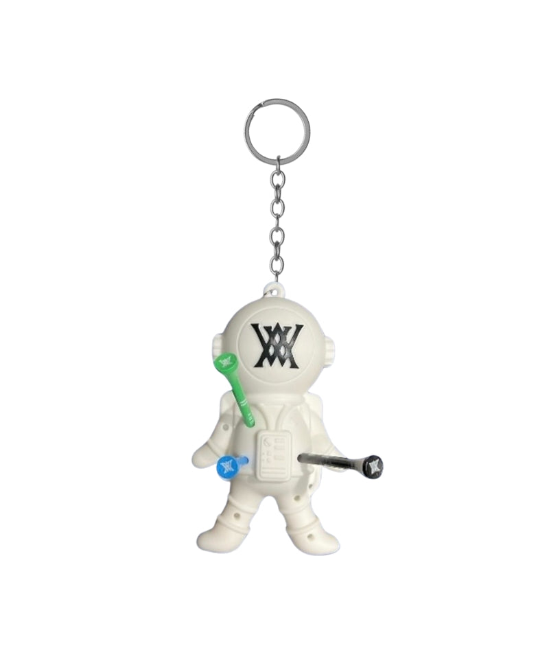 Tee Holder