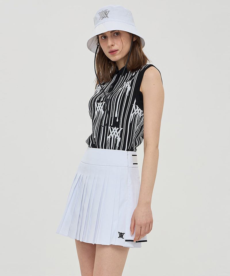 Women Rain Logo Sleeveless Sweater - Black