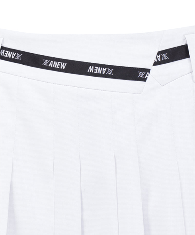 Anew Golf Women's SM Incision Pleated Half Pants - White