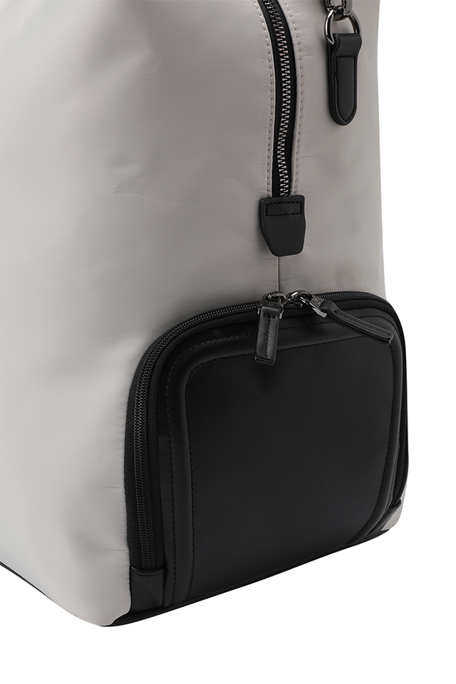 Uni Logo Intaglio Boston Bag - Beige