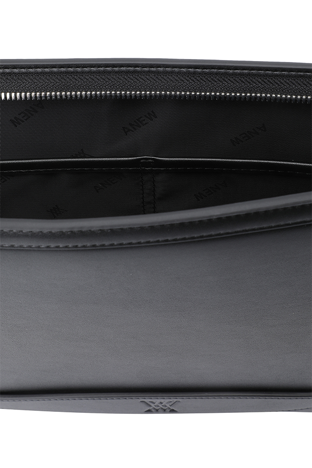 Uni Logo Intaglio Clutch - Black