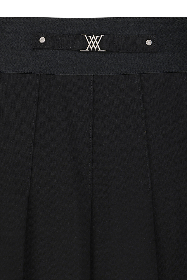 Women's FA Essential Pleated Skirt - Black