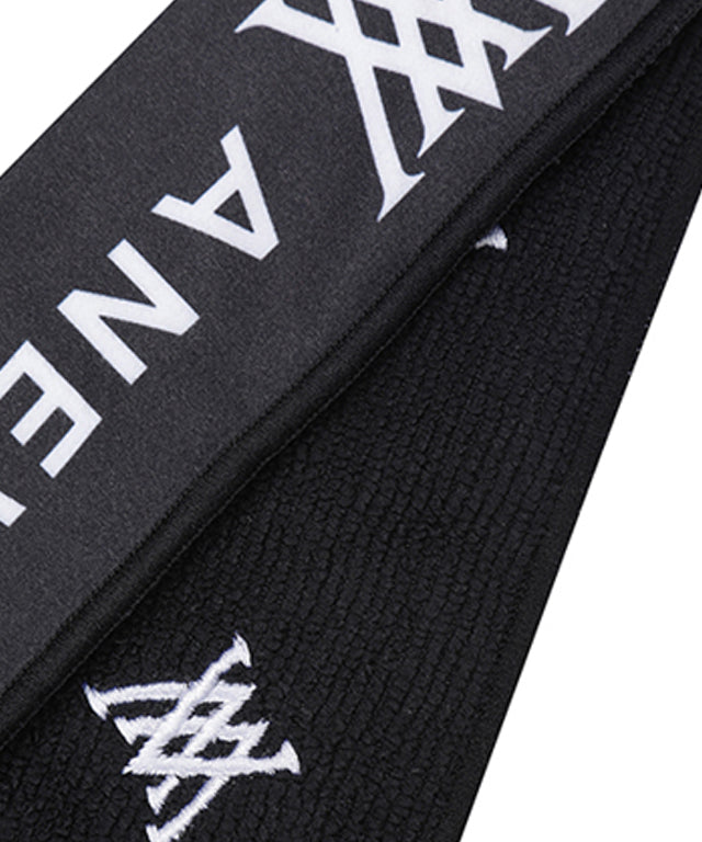 Monogram Hipster Reel Towel - Black