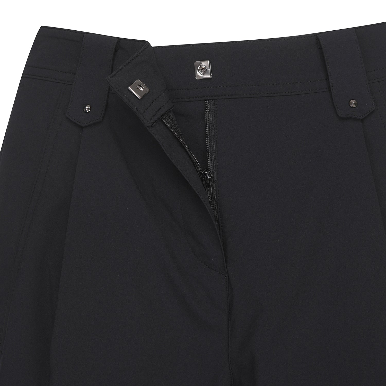 Women's Hem accentuated half-length shorts - Black
